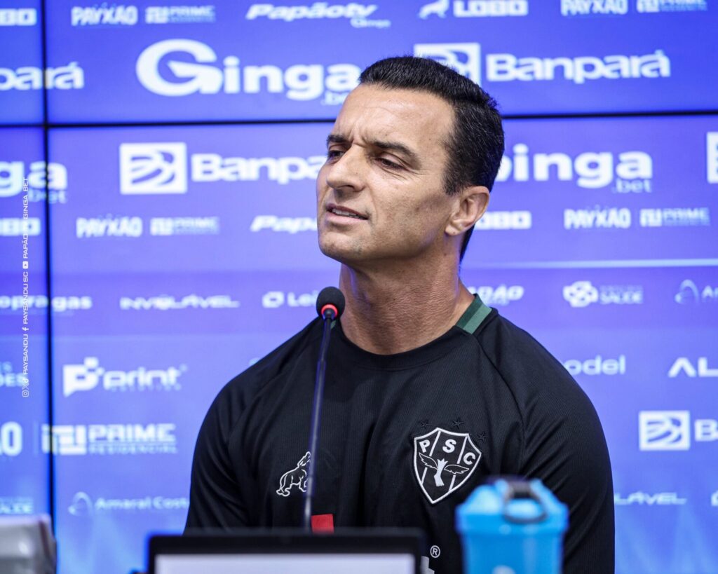 Júnior Rocha deixa o comando do time bicolor após a segunda derrota consecutiva no quadrangular da Série C. - Jorge Luís Totti/Paysandu