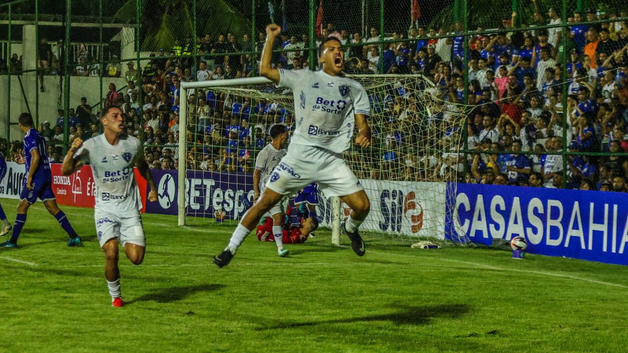 Paysandu vence o Águia de Marabá e chega na final da Copa Norte
Paysandu vence o Águia de Marabá e chega na final da Copa Norte - Foto: Rapharazzo